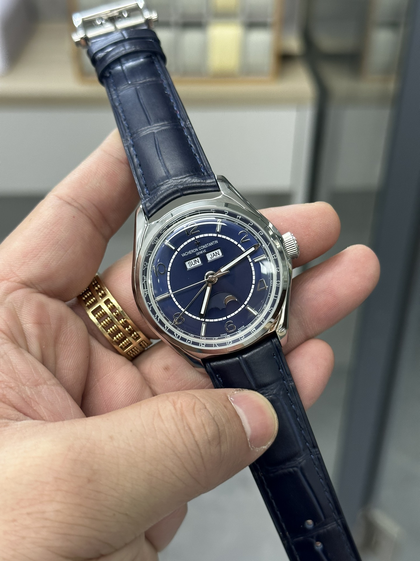 Vacheron Constantin Classic Moonphase Watch – IW-0945 - Image 2