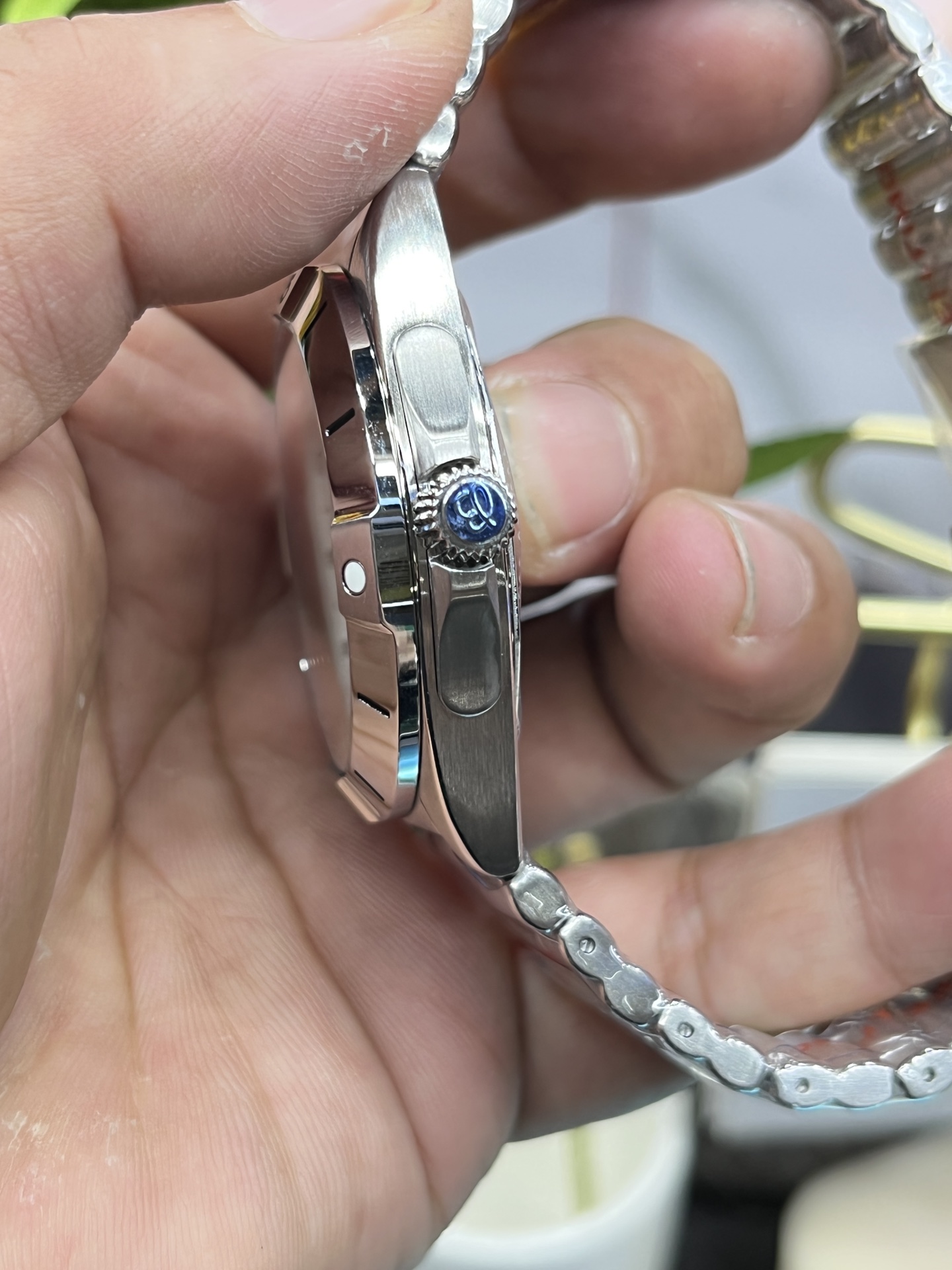 Classic White Dial GMT 44 mm Watch – IW-0620 - Image 6