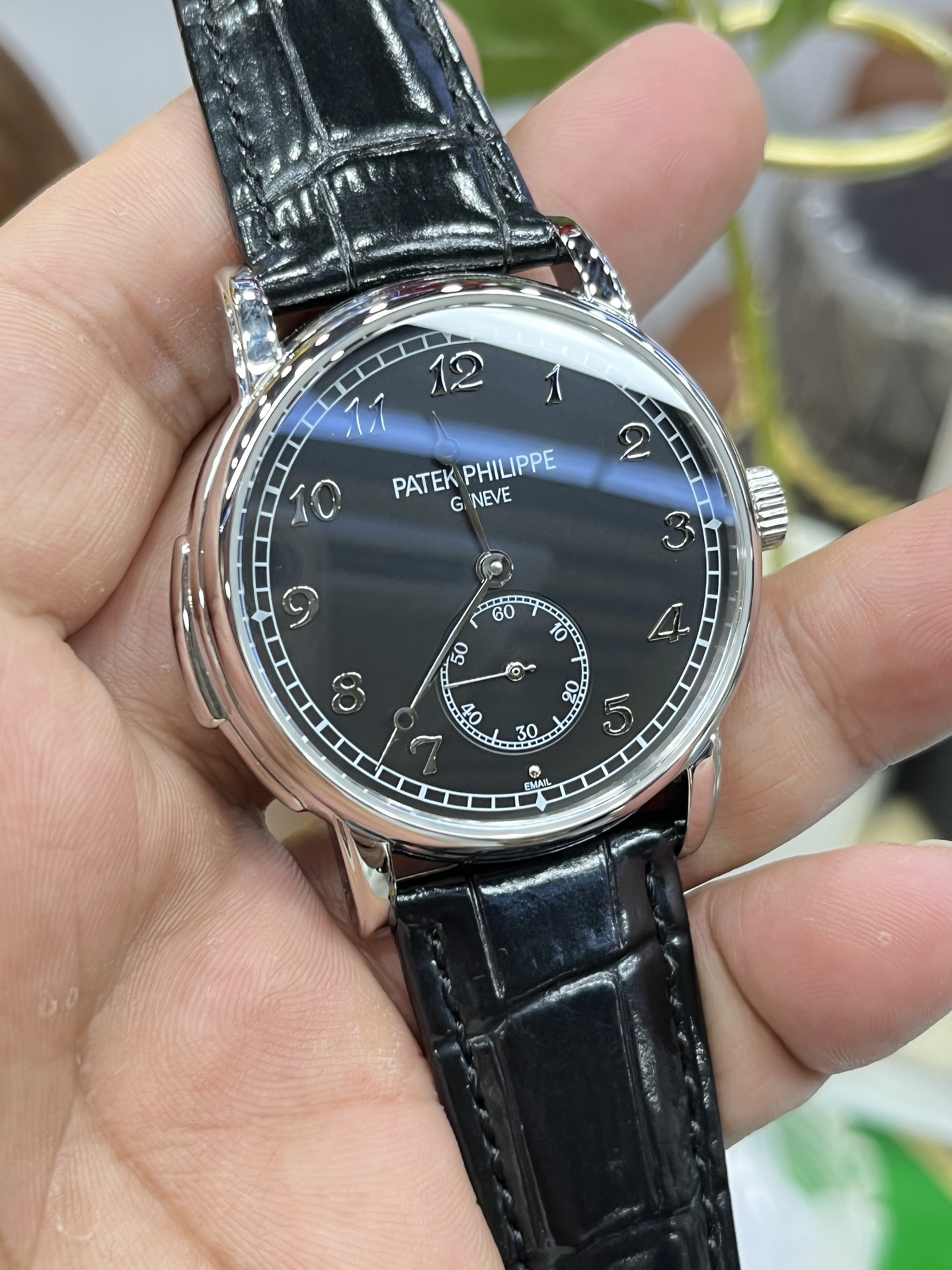 Patek Philippe Classic 40 mm Watch – IW-2413 - Image 4