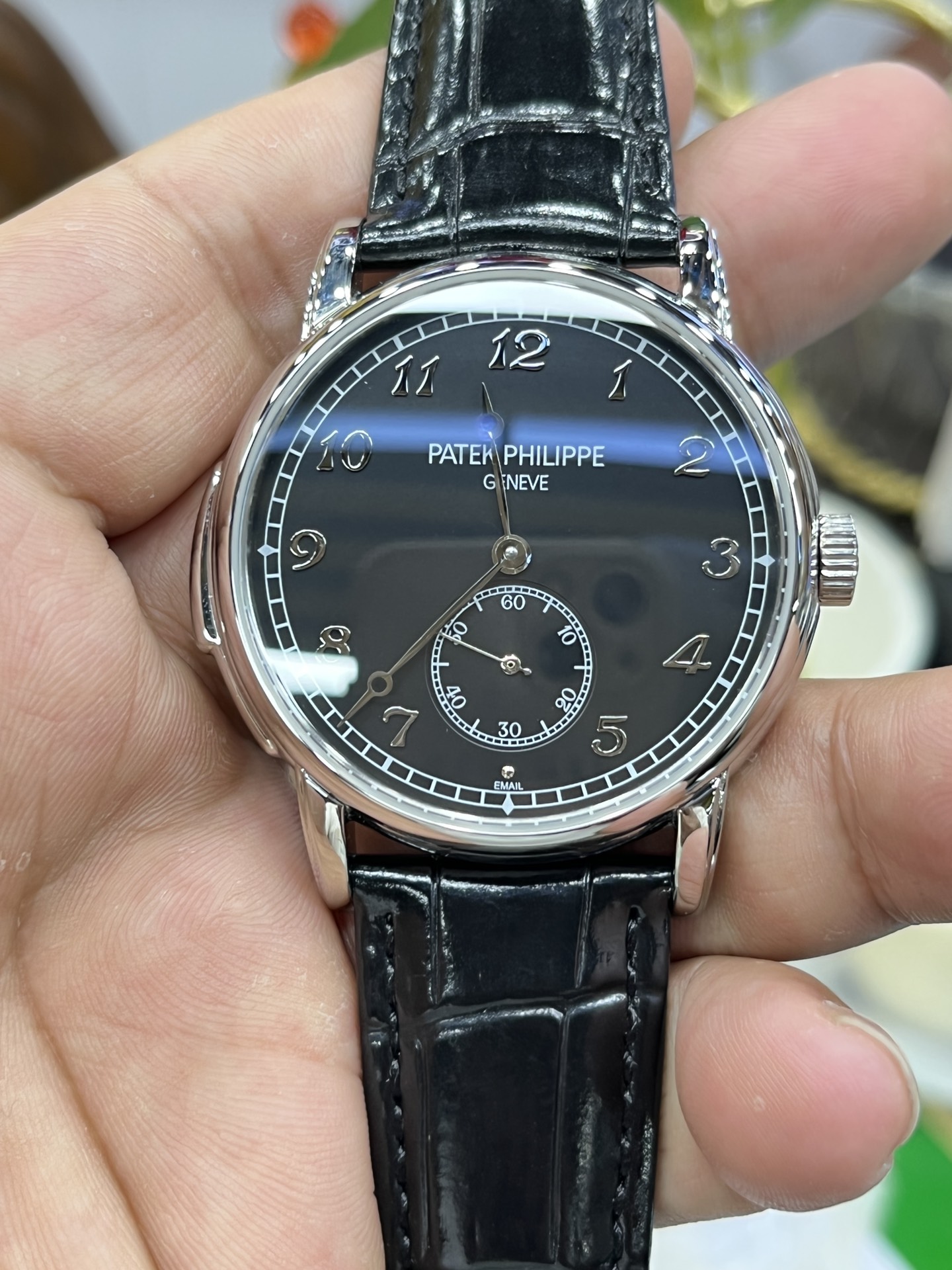 Patek Philippe Classic 40 mm Watch – IW-2413 - Image 5