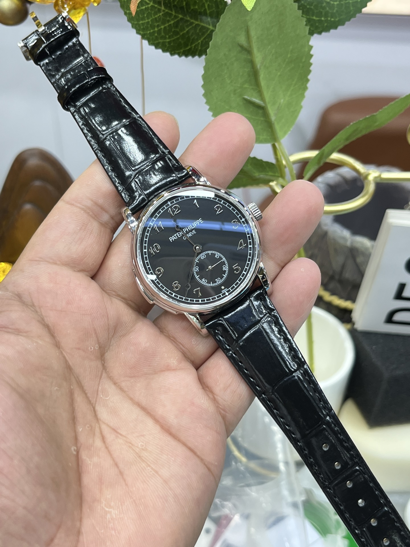 Patek Philippe Classic 40 mm Watch – IW-2413 - Image 9