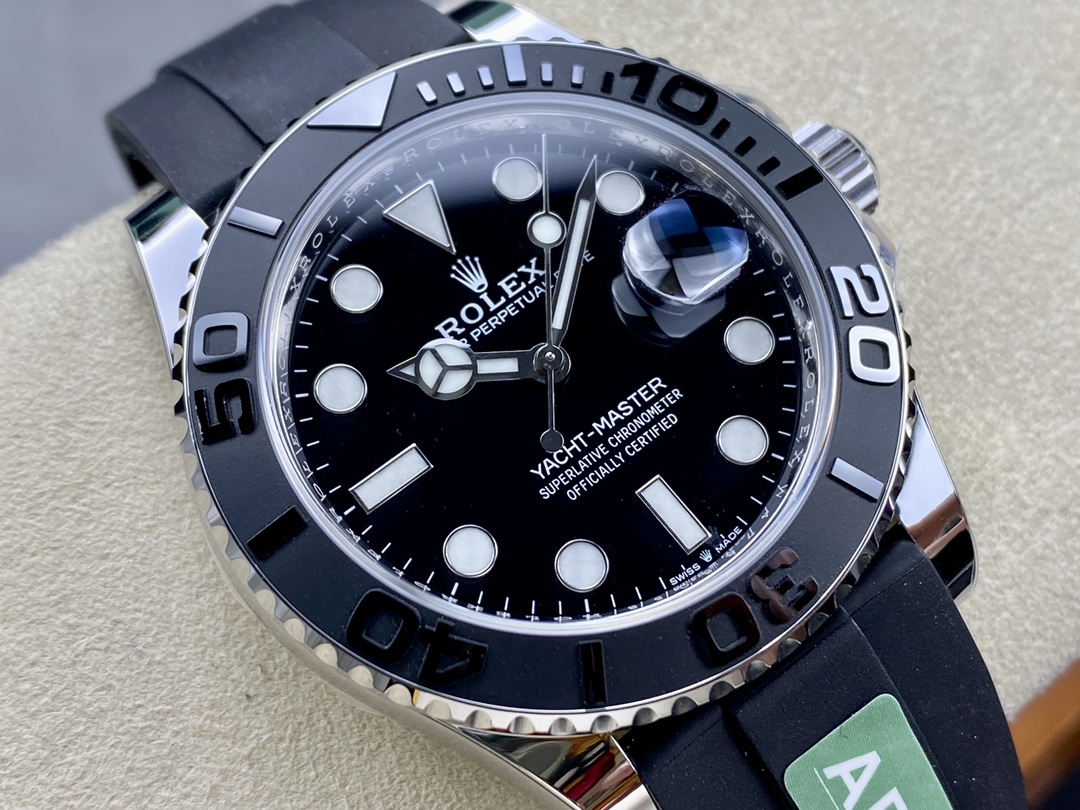 Yacht-Master 42 mm Watch – IW-3561 - Image 2