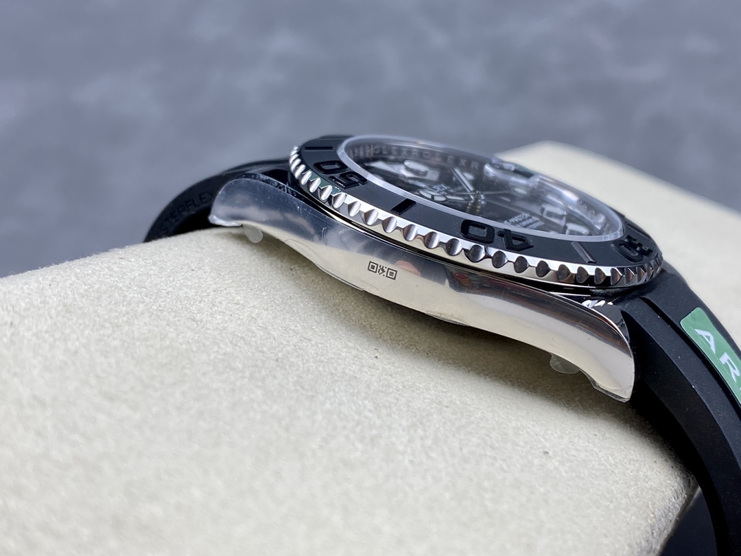 Yacht-Master 42 mm Watch – IW-3561 - Image 5