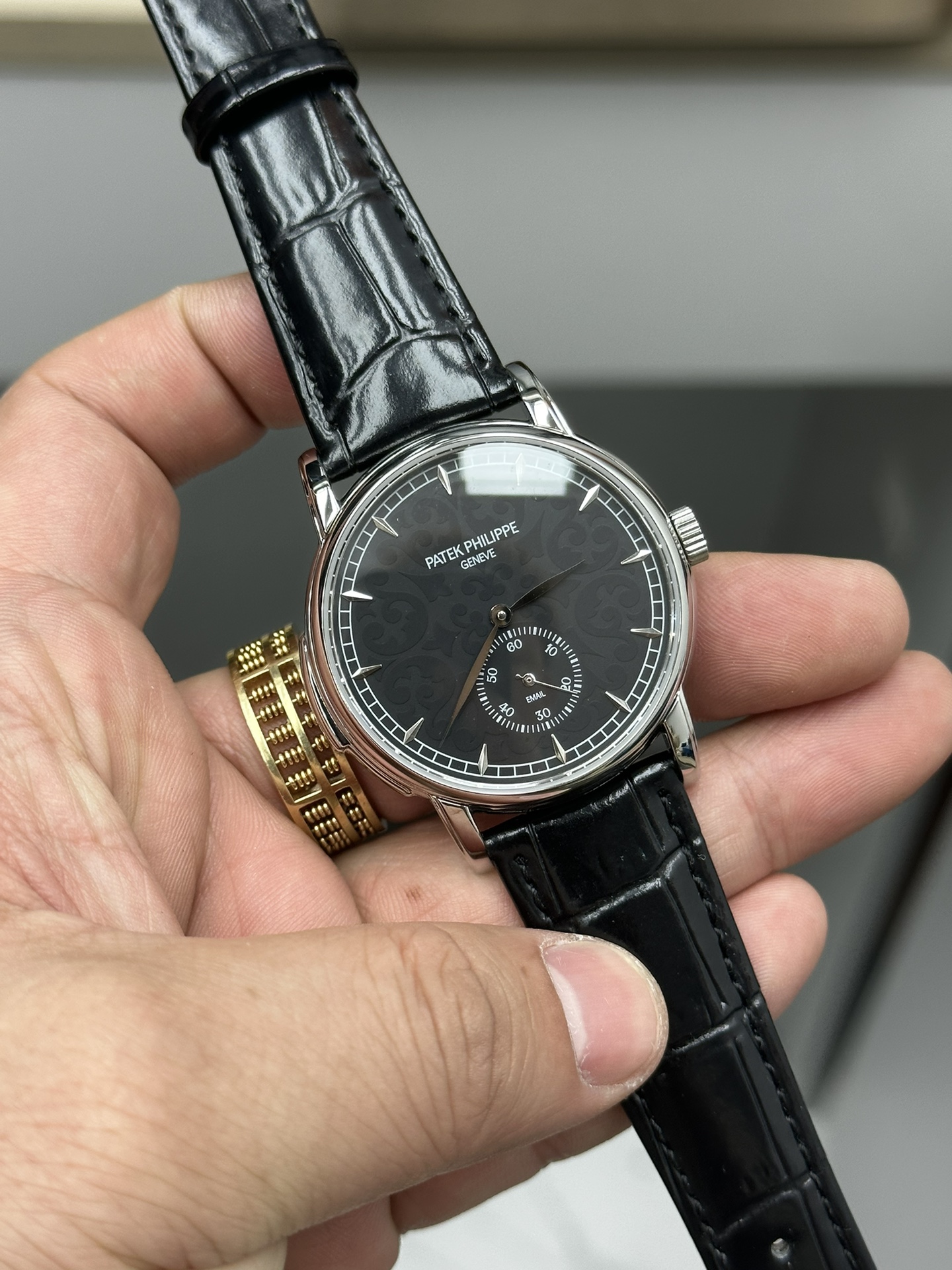 Patek Philippe Classic 40 mm Watch – IW-2419 - Image 2