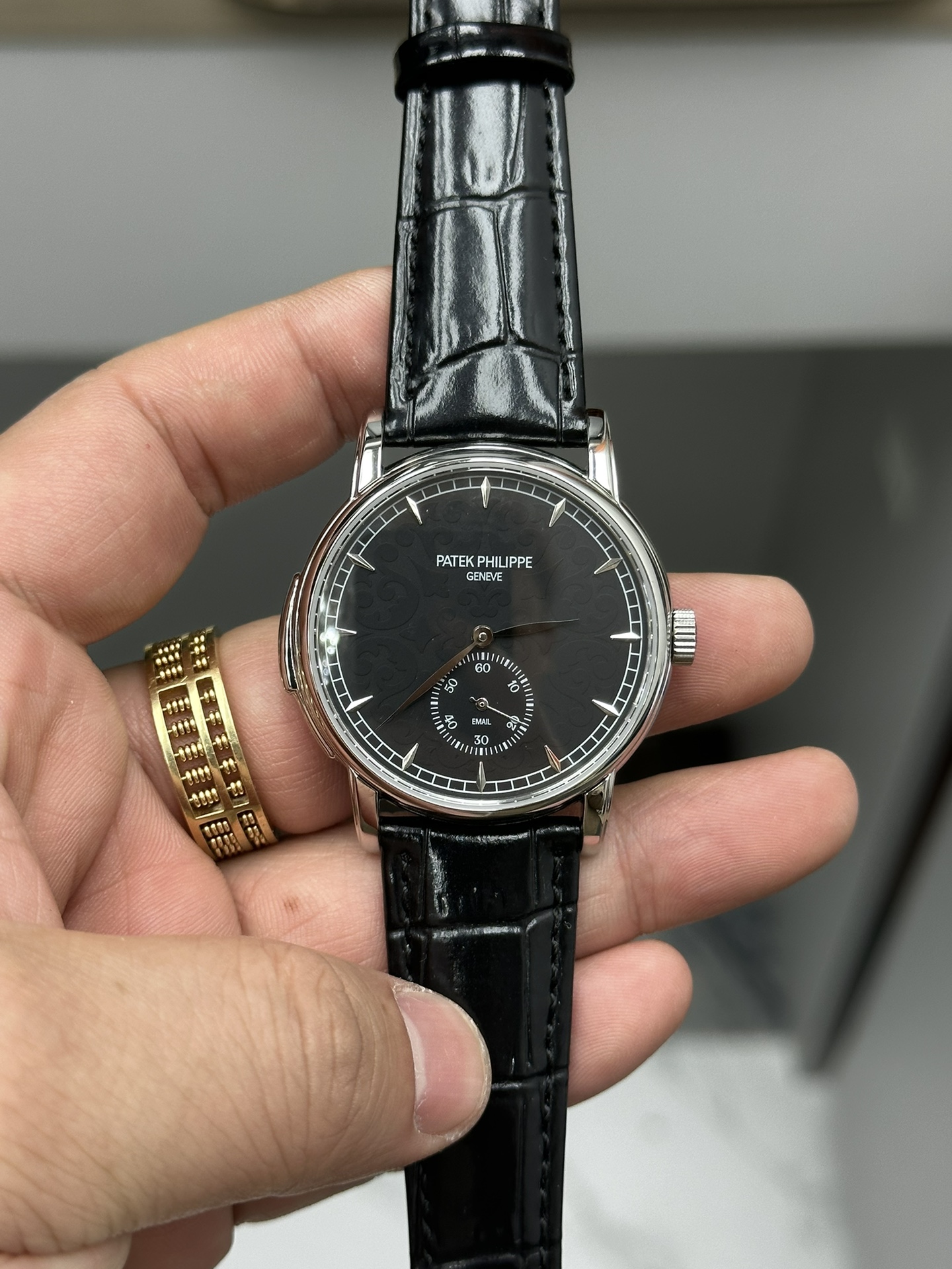 Patek Philippe Classic 40 mm Watch – IW-2419