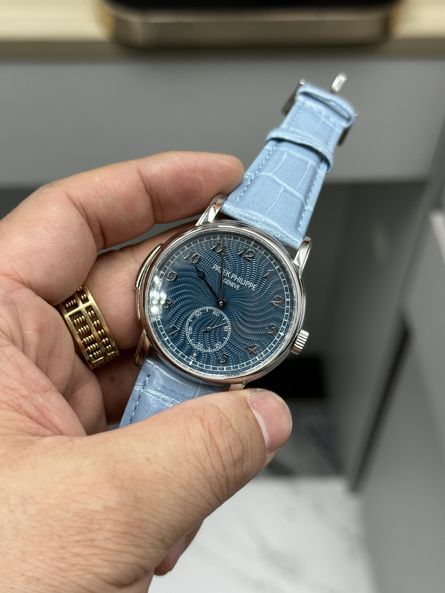 Classic 40 mm Watch – IW-2375 - Image 3