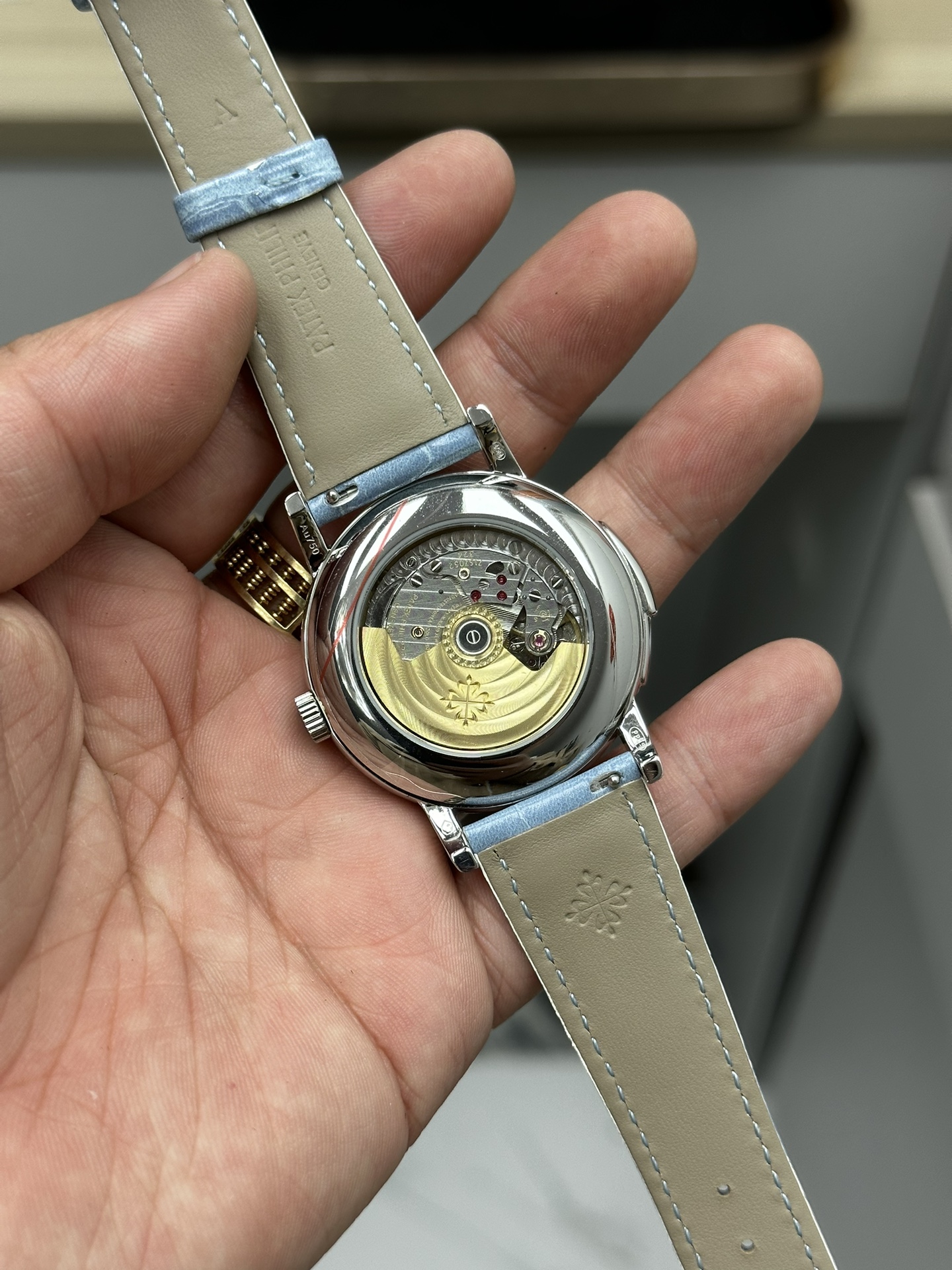 Classic 40 mm Watch – IW-2375 - Image 5
