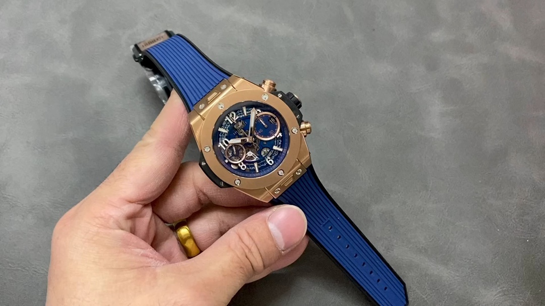 Classic Watch – IW-0319