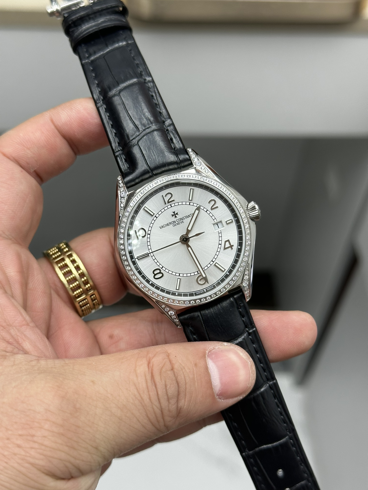 Vacheron Constantin Classic 40 mm Watch – IW-0928 - Image 2