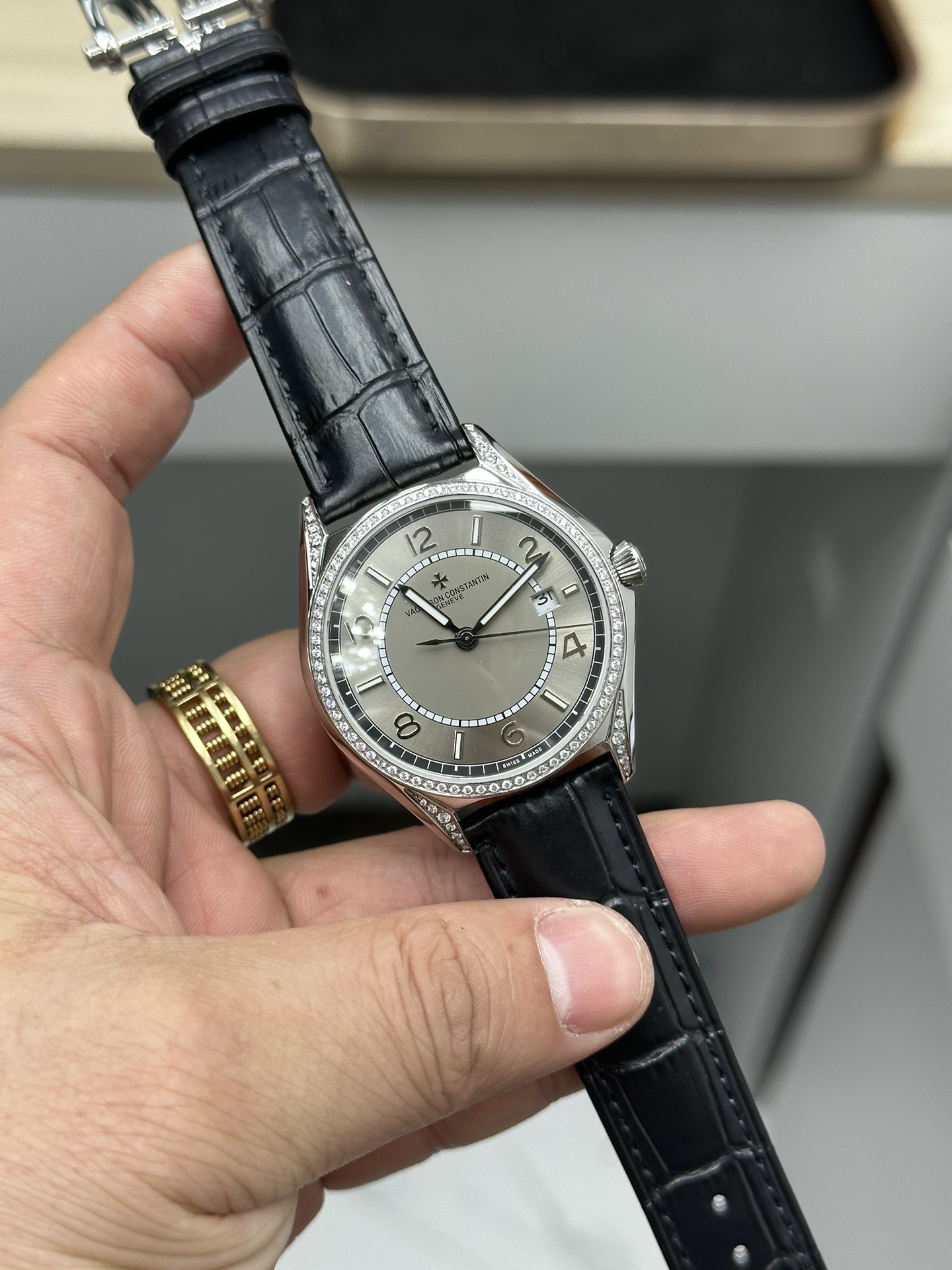 Vacheron Constantin Classic 40 mm Watch – IW-0926 - Image 2