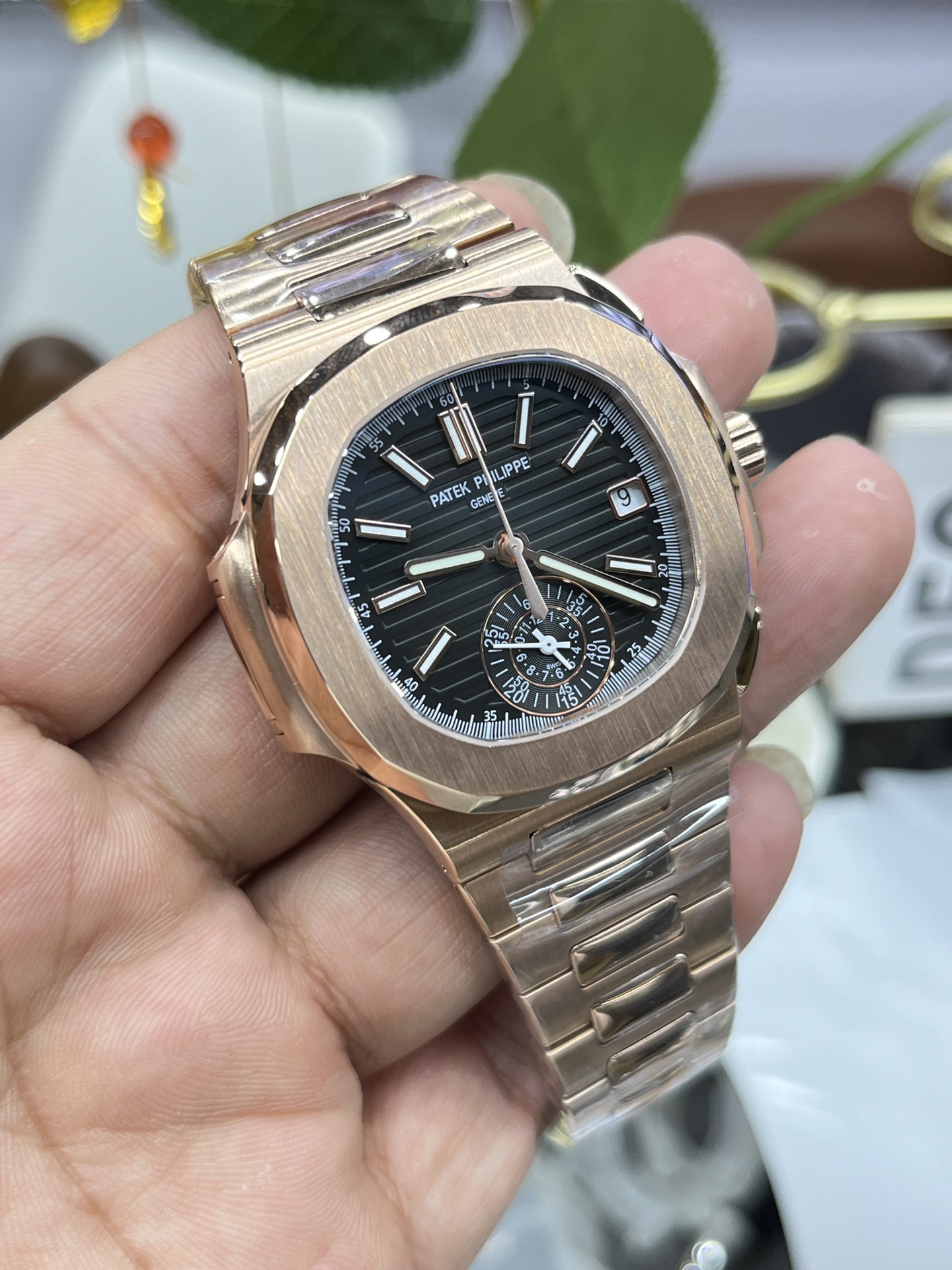 Patek Philippe Nautilus Chronograph 40.5 mm Watch – IW-2411 - Image 4