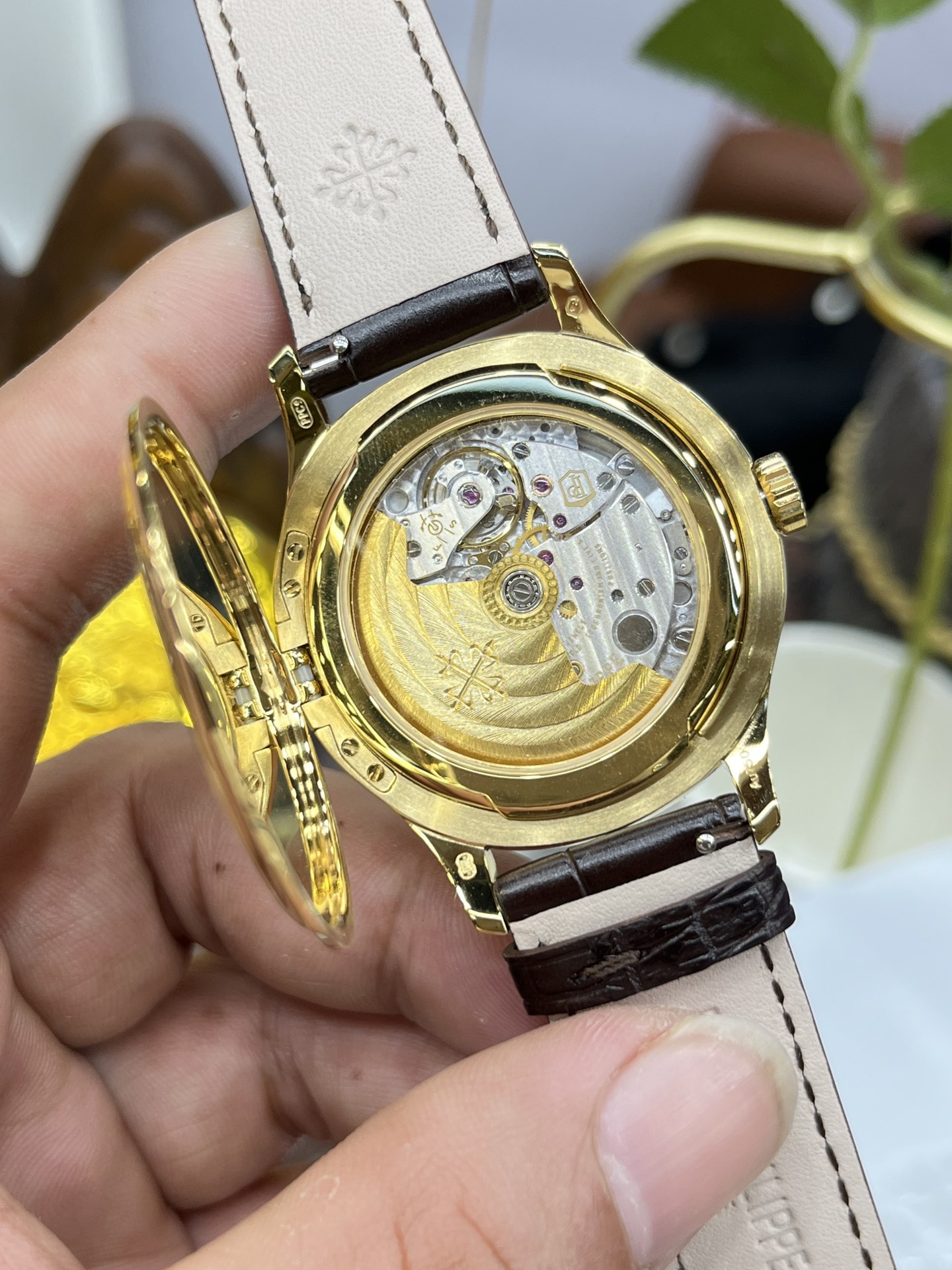 Classic 39 mm Watch – IW-2409 - Image 8