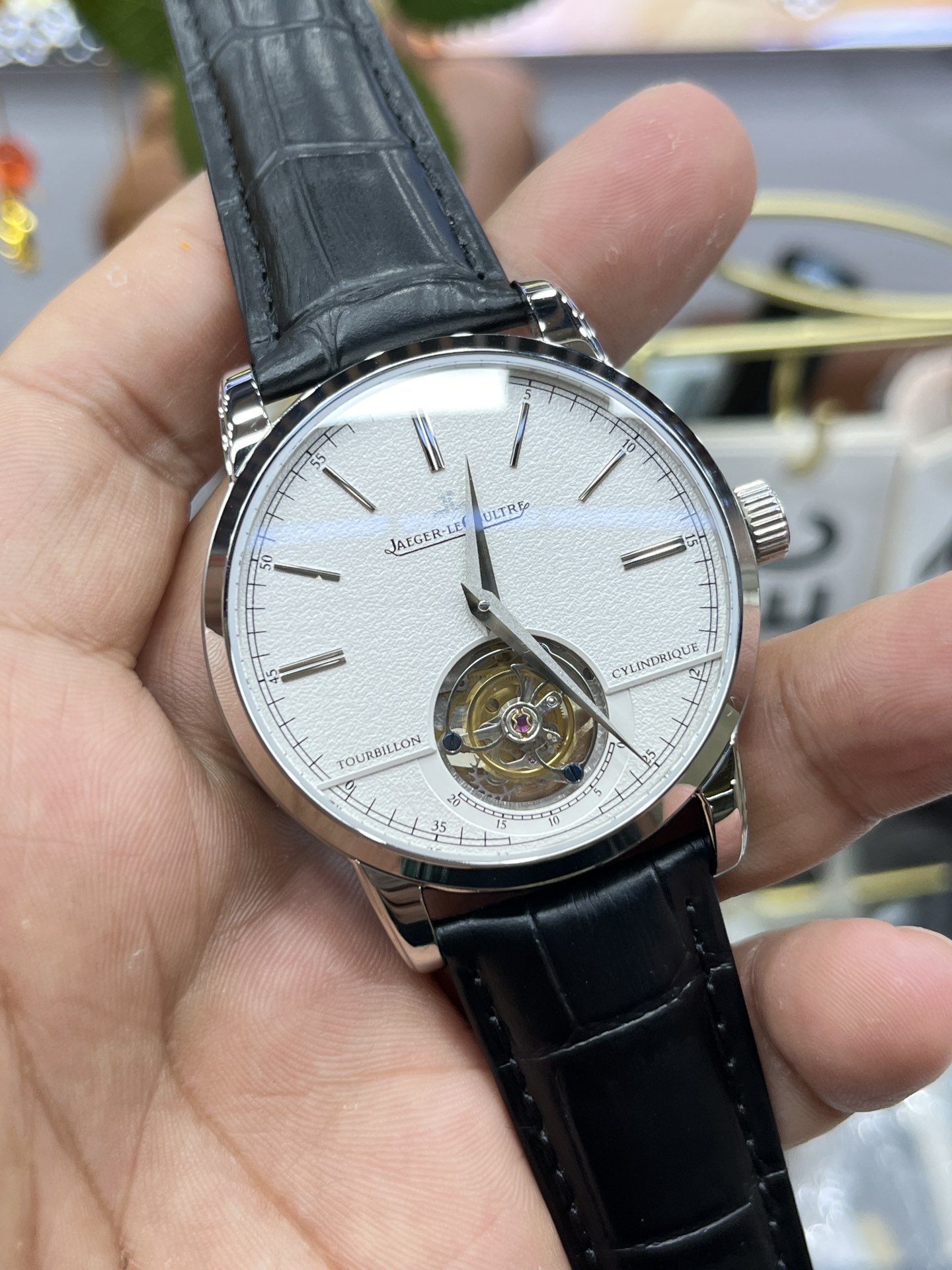 Jaeger-LeCoultre Tourbillon 40 mm Watch – IW-0435 - Image 3