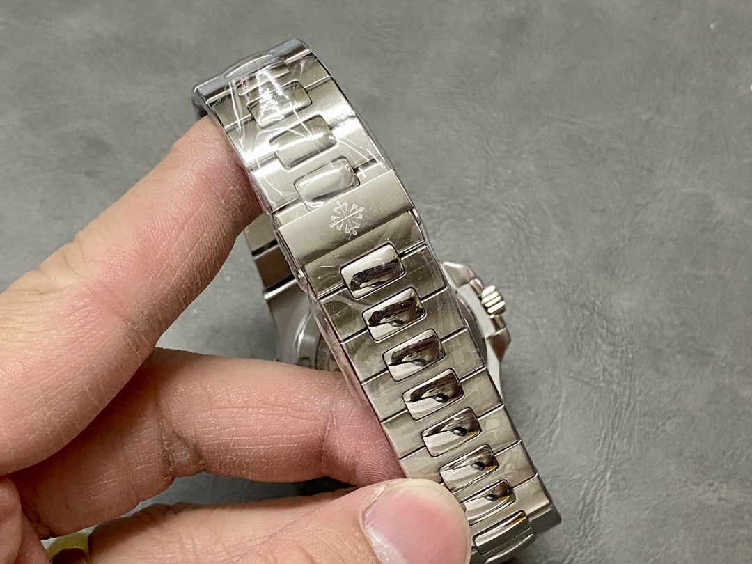 Nautilus Watch – IW-2403 - Image 8