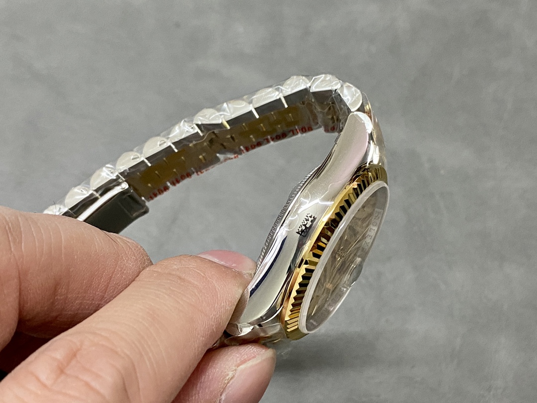 Datejust 36 mm Watch – IW-3392 - Image 5