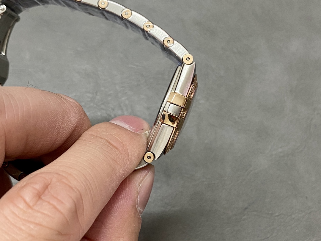 Omega Constellation Watch – IW-1329 - Image 5
