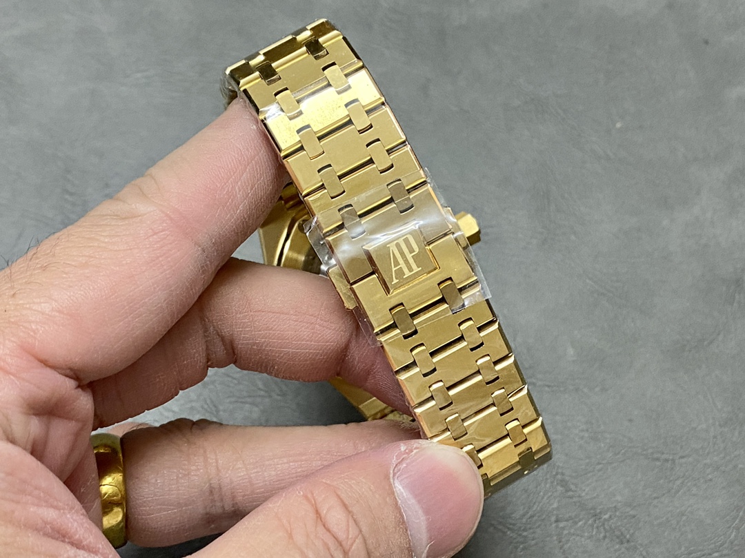 Classic Watch – IW-2079 - Image 8