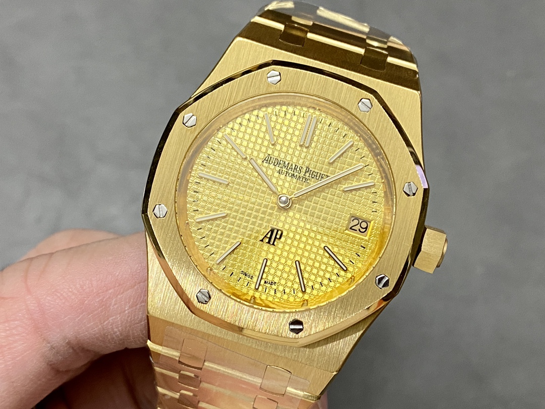 Classic Watch – IW-2079 - Image 3