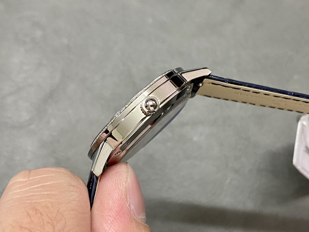 Jaeger-LeCoultre Classic Watch – IW-0431 - Image 6