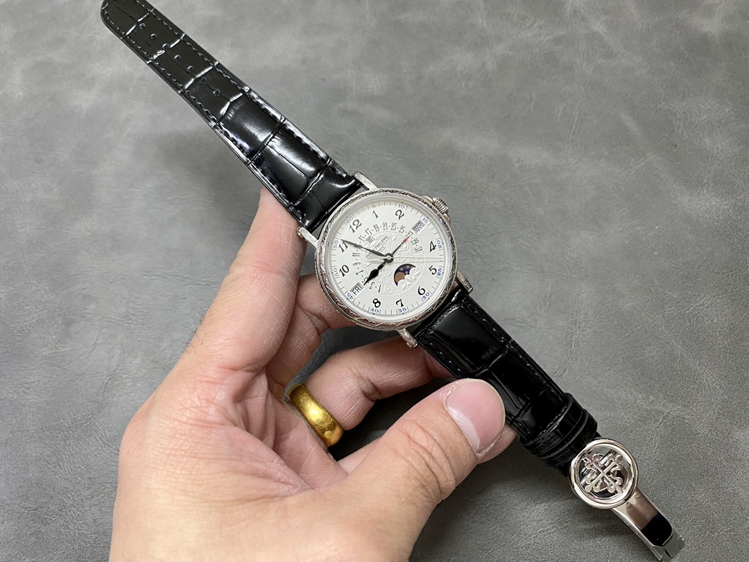 Patek Philippe Classic Perpetual Calendar 38 mm Watch – IW-2399 - Image 4