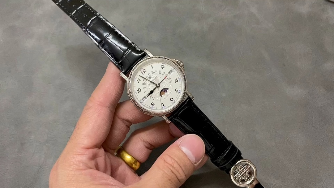 Classic Watch – IW-2398