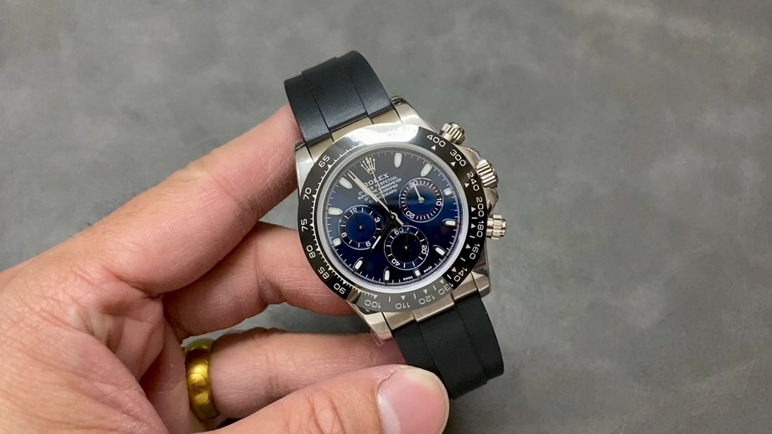 Classic Watch – IW-3386