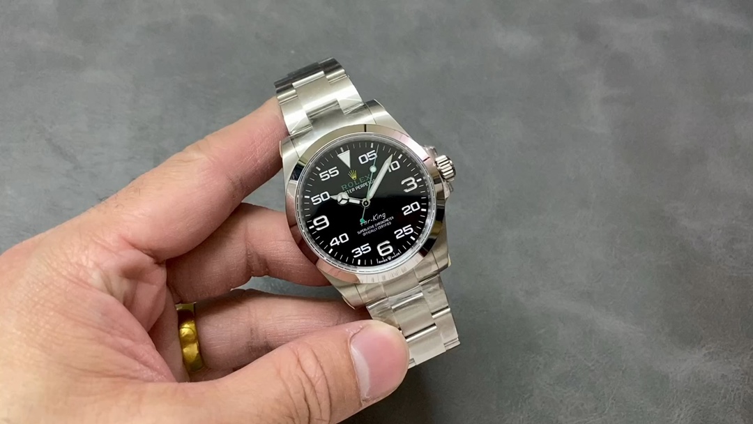 Classic Watch – IW-3389