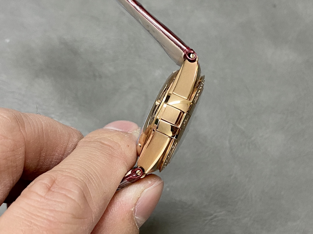 Omega Constellation Mother-of-Pearl Dial 34 mm Watch – IW-1321 - Image 5