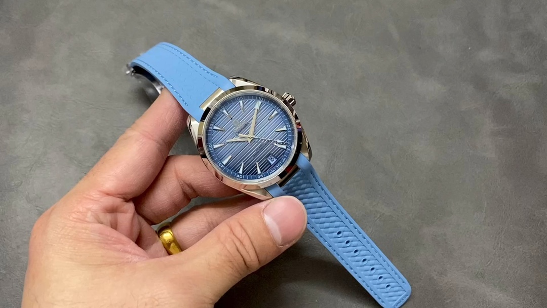 Classic Watch – IW-1324