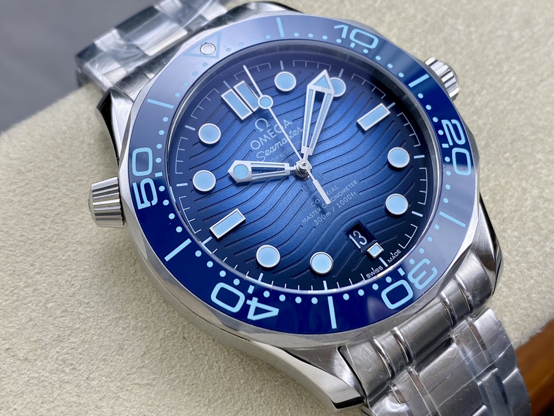 Seamaster Ice Blue 42 mm Watch – IW-1303 - Image 2