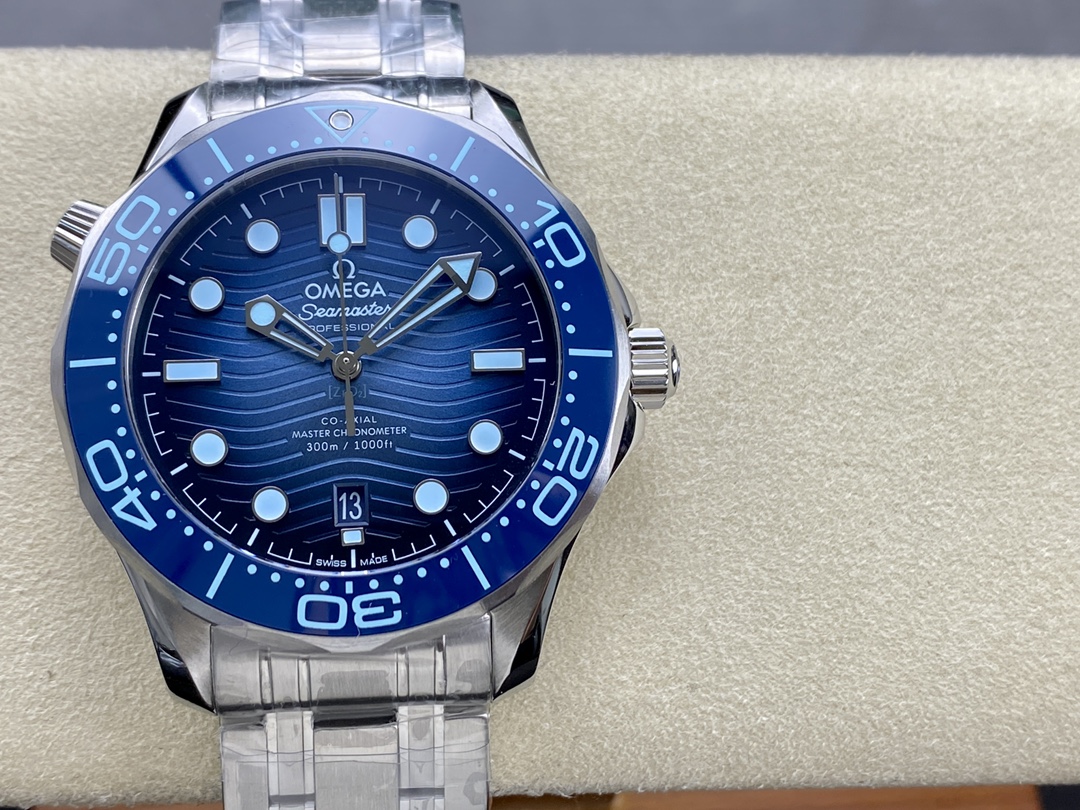Seamaster Ice Blue 42 mm Watch – IW-1303