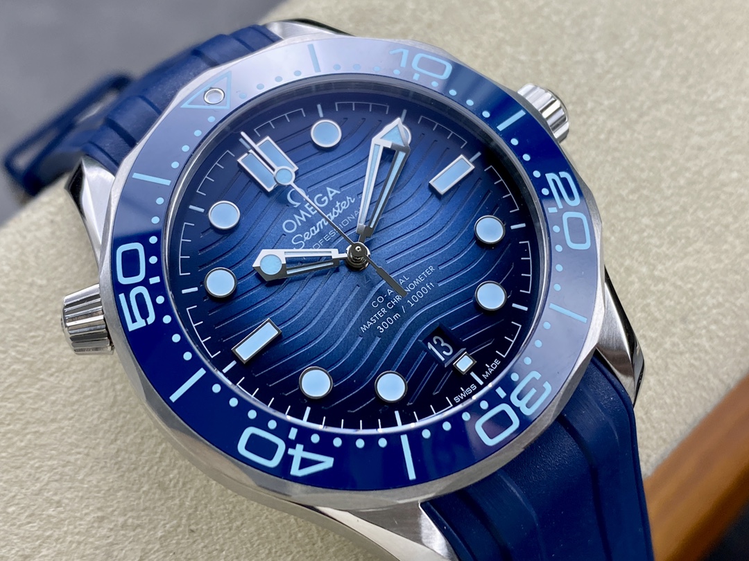 Seamaster Ice Blue 42 mm Watch – IW-1301 - Image 2
