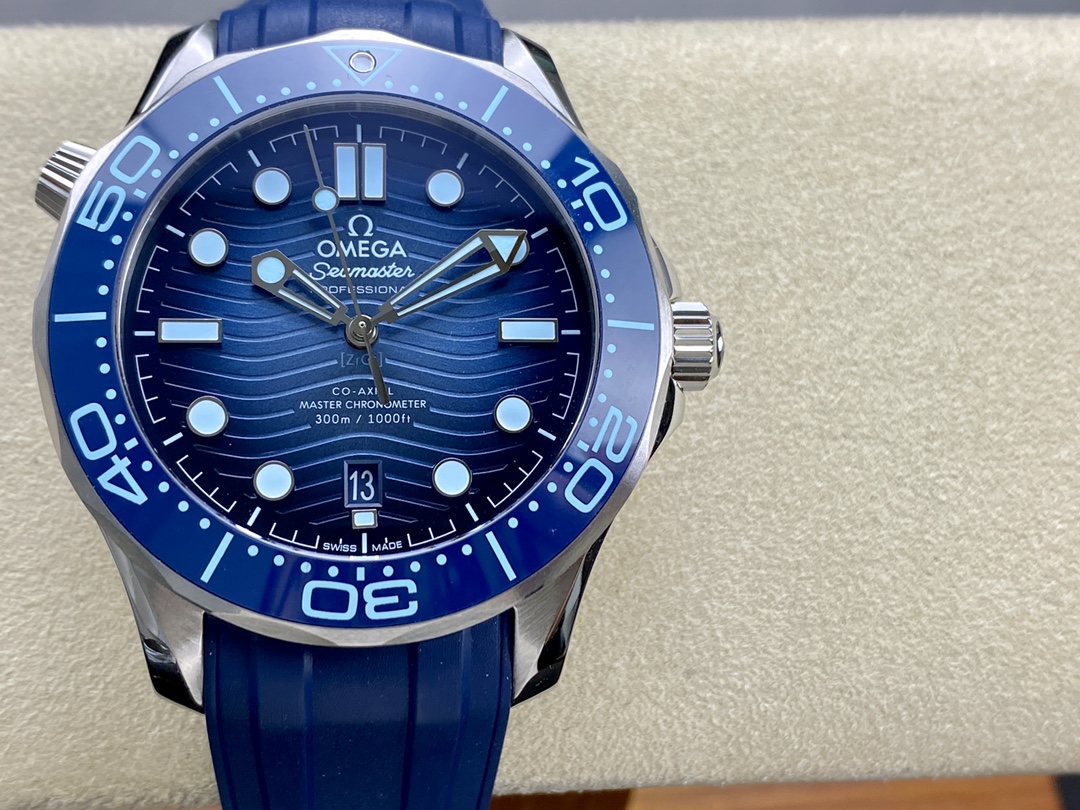 Seamaster Ice Blue 42 mm Watch – IW-1301