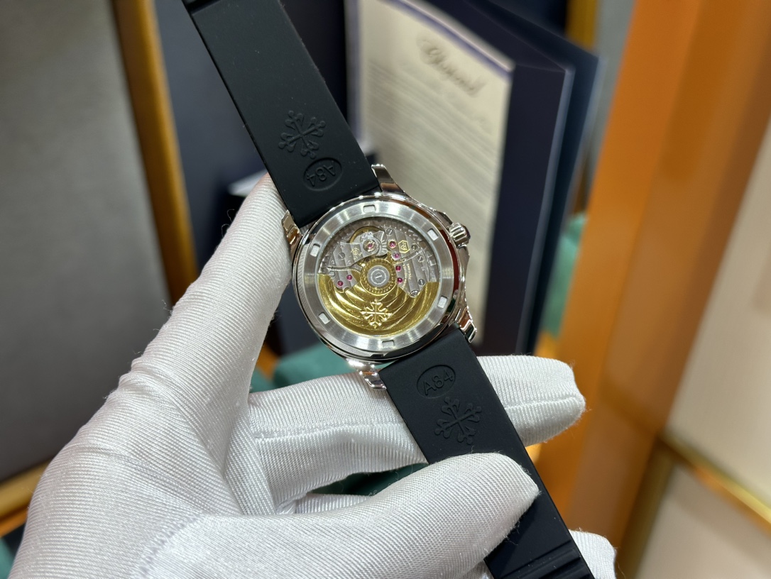 Patek Philippe Aquanaut Watch – IW-2386 - Image 8