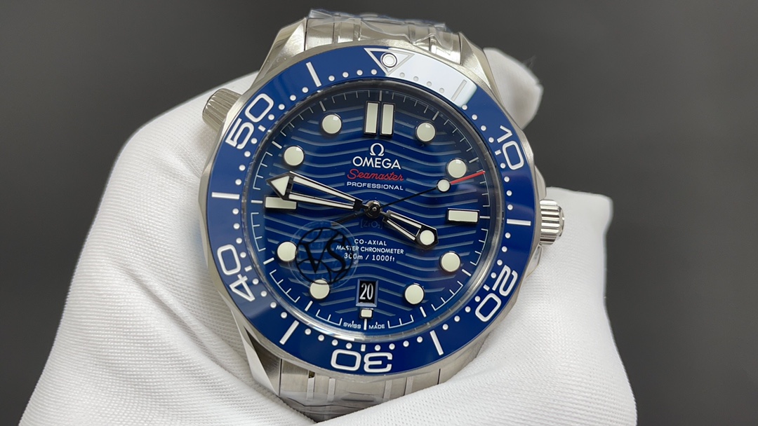 Seamaster Blue Dial 42 mm Watch – IW-1211 - Image 3