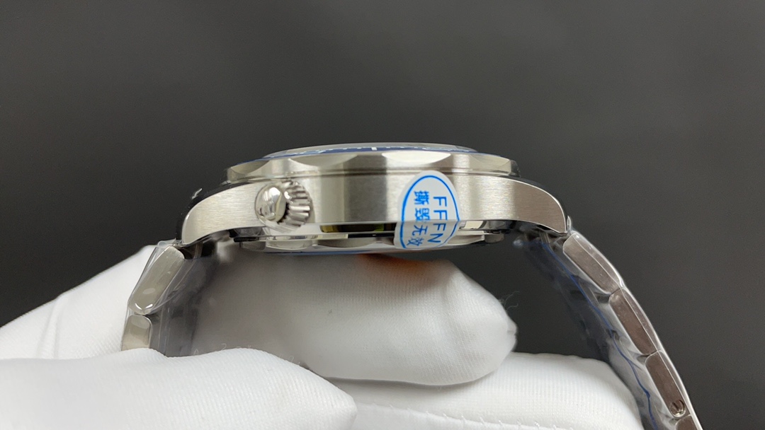 Seamaster Blue Dial 42 mm Watch – IW-1211 - Image 5