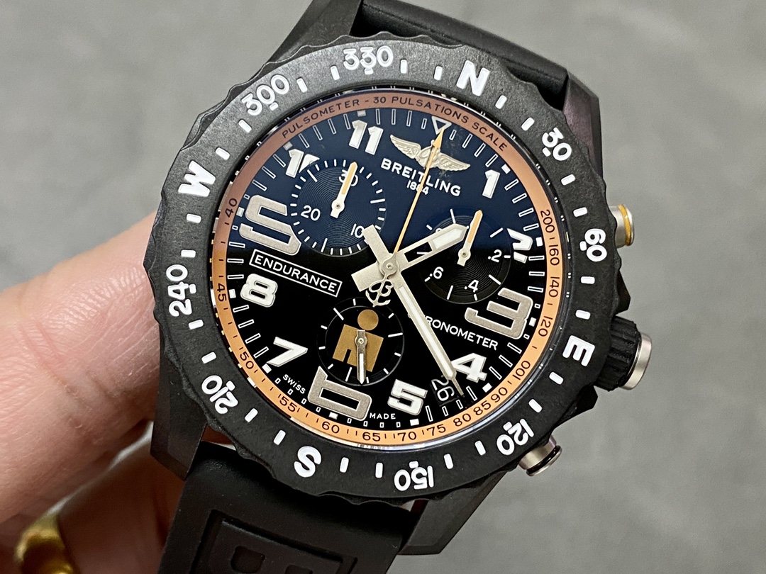 Breitling Classic Chronograph 44 mm Watch – IW-0608 - Image 3