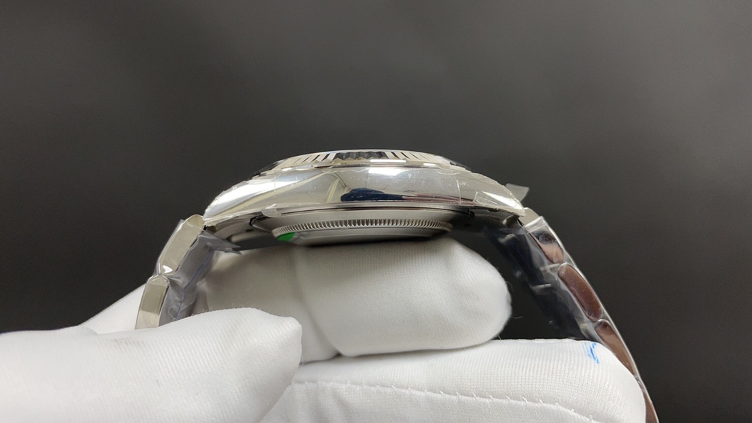 Datejust Green Dial 41 mm Watch – IW-3634 - Image 5