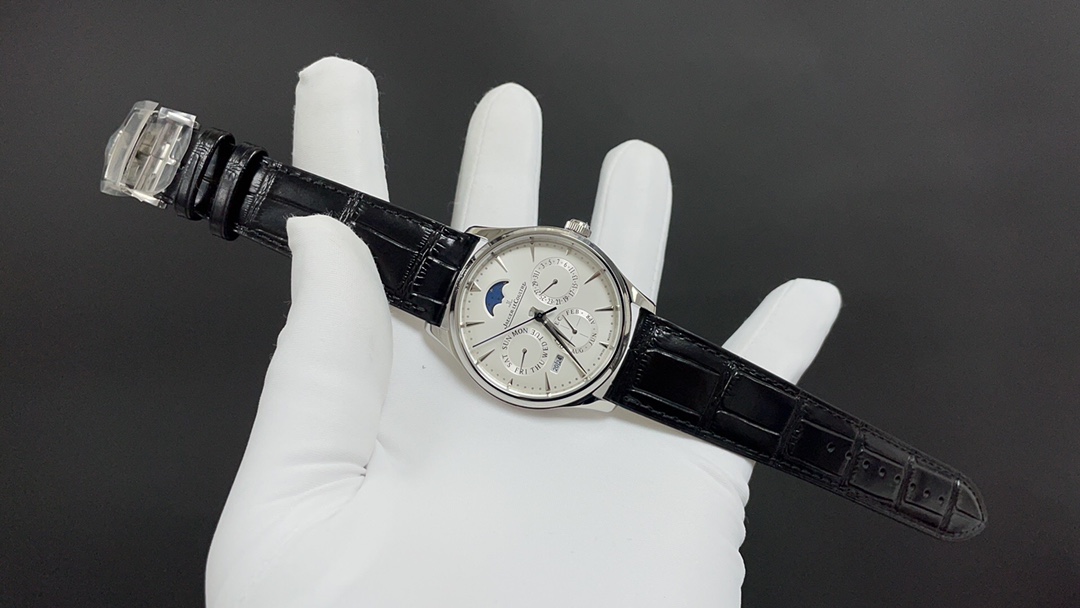Jaeger-LeCoultre Classic Perpetual Calendar 39 mm Watch – IW-0415 - Image 2