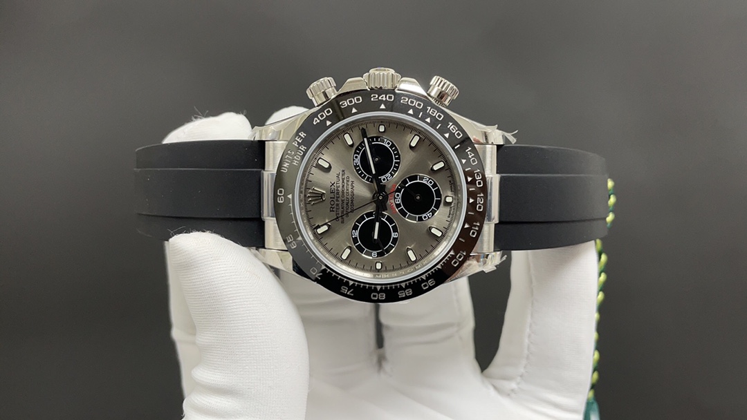 Classic 40 mm Watch – IW-3463 - Image 2