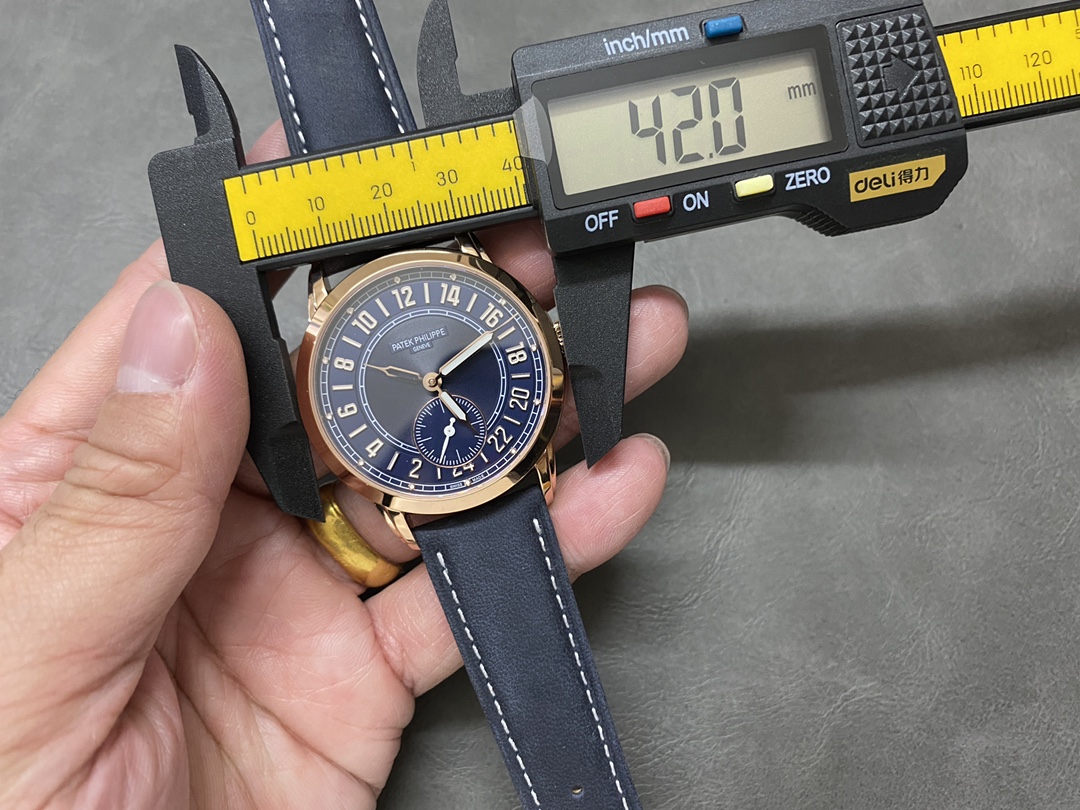 Classic Luminous 42 mm Watch – IW-2390 - Image 9