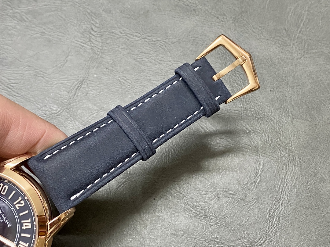 Classic Luminous 42 mm Watch – IW-2390 - Image 8