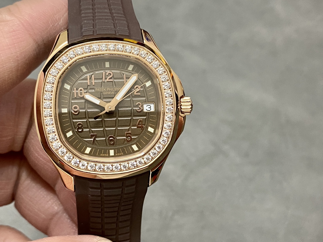 Patek Philippe Aquanaut 38.8 mm Watch – IW-2392