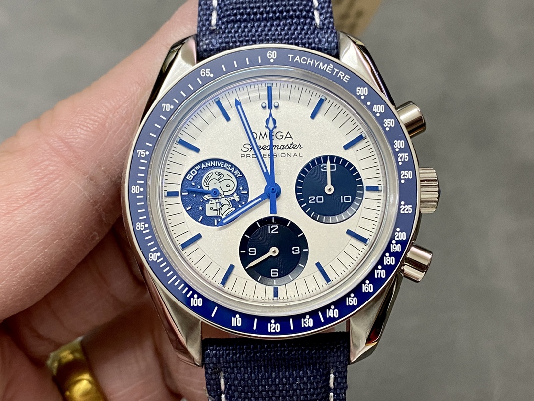 Omega Classic Chronograph Watch – IW-1295