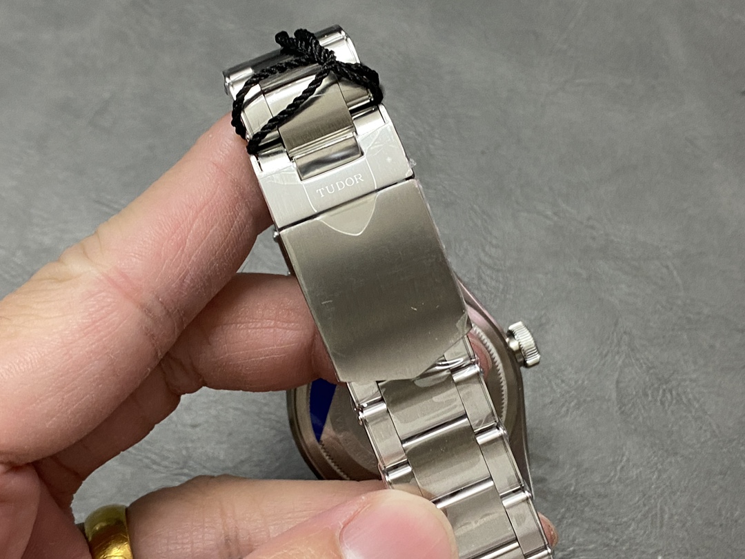Tudor GMT-Master II 41 mm Watch – IW-3373 - Image 8