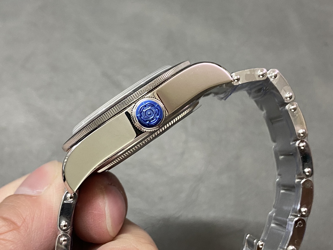 Tudor GMT-Master II 41 mm Watch – IW-3373 - Image 6