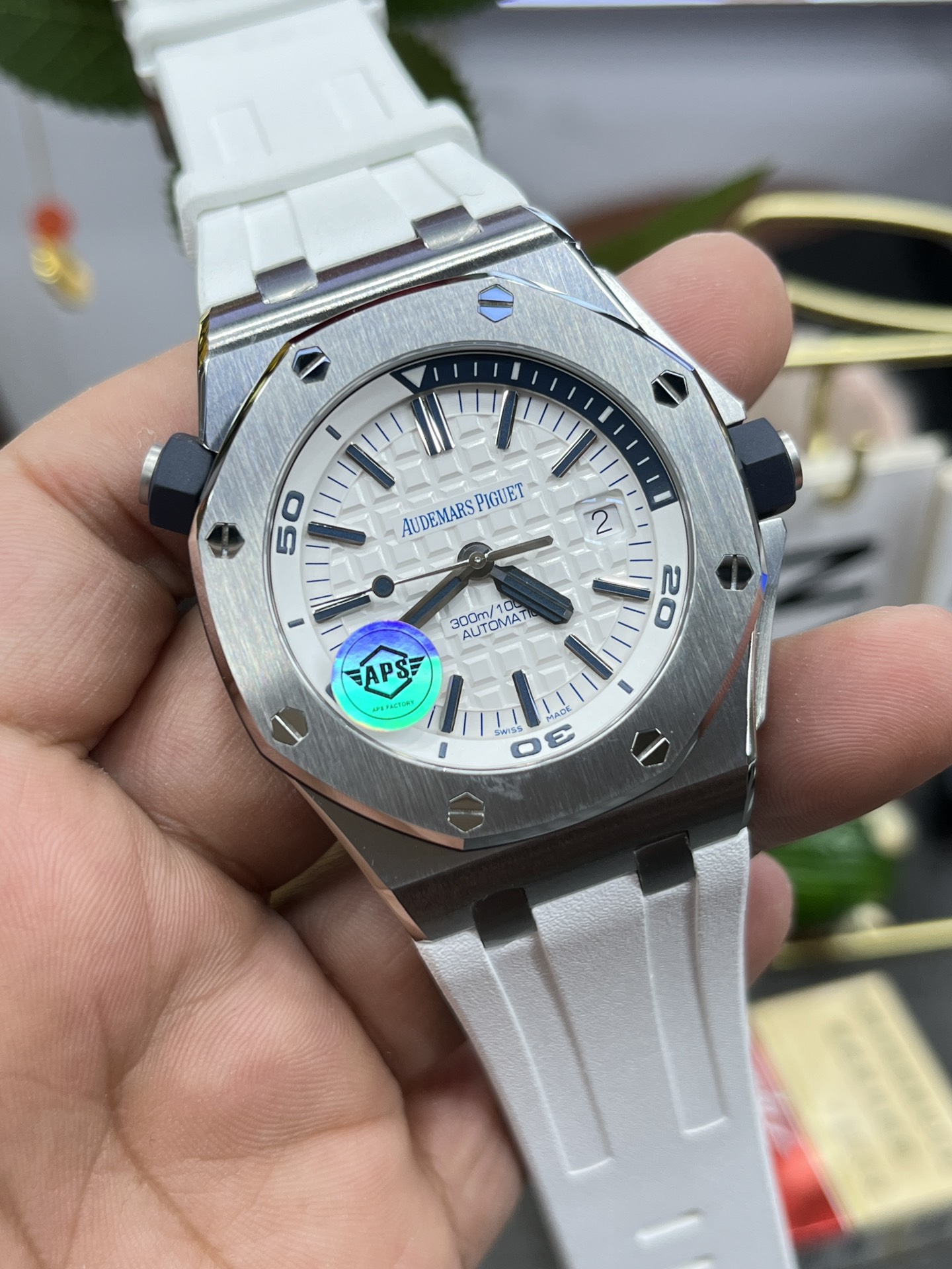 Royal Oak 42 mm Watch – IW-2057 - Image 3