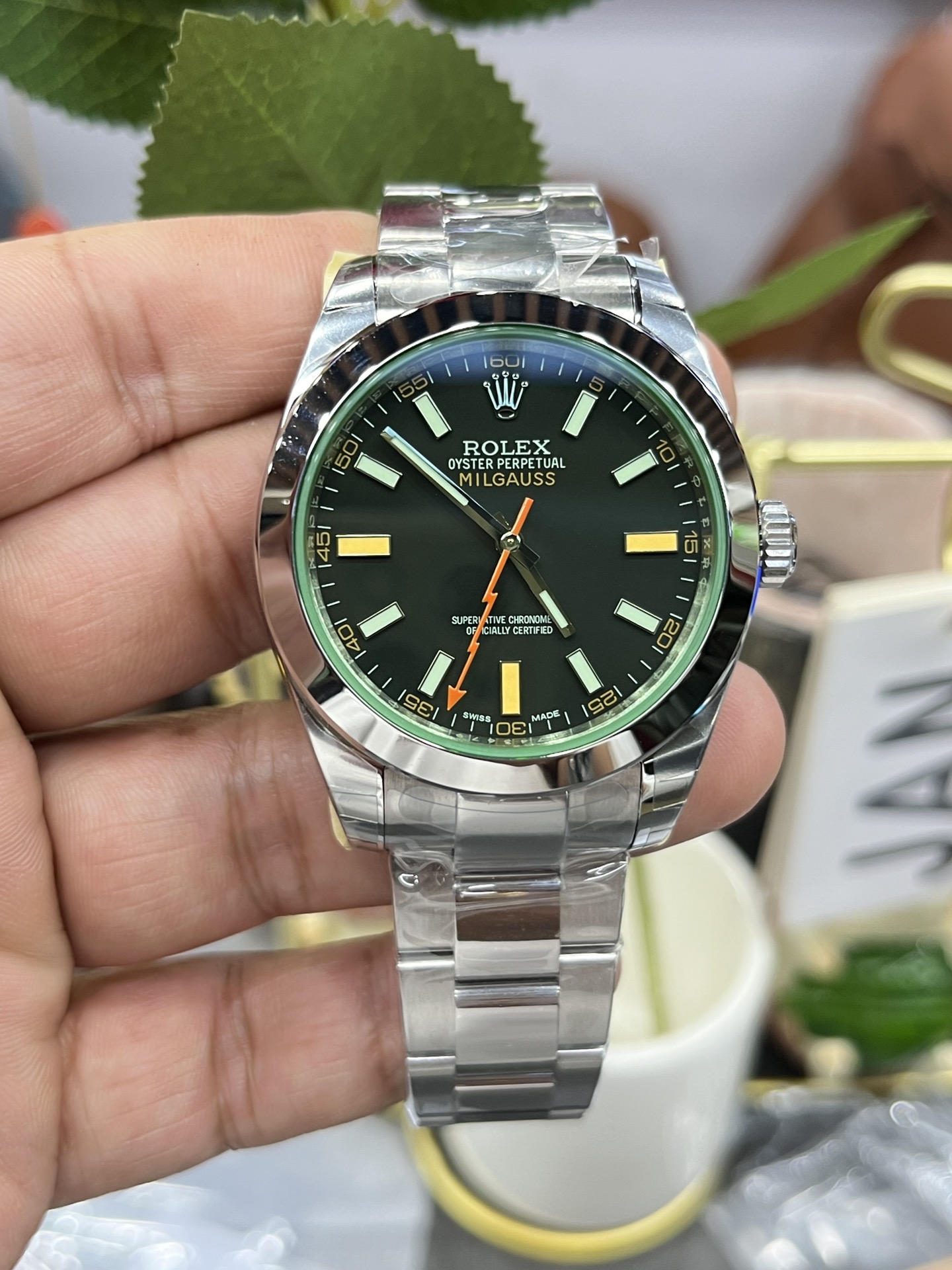 Milgauss Label Noir 40 mm Watch – IW-3505