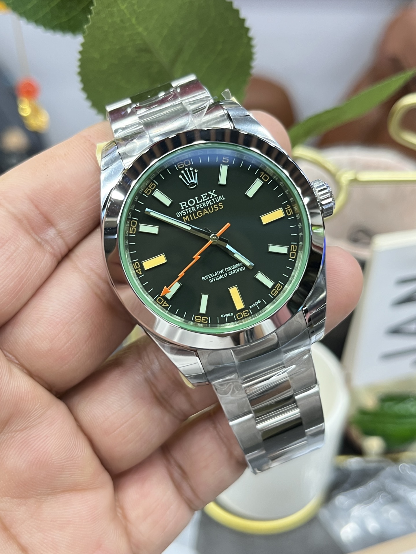 Milgauss Label Noir 40 mm Watch – IW-3505 - Image 3