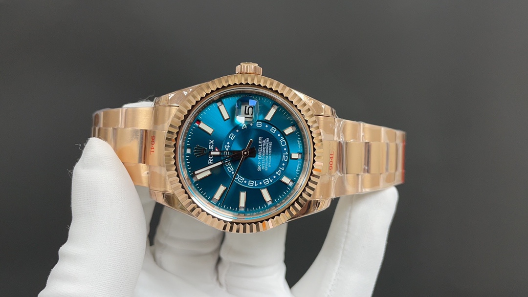 Classic 42 mm Watch – IW-3472 - Image 2